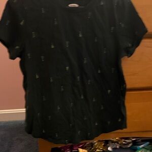 Old Navy Black Short Sleeve Tee